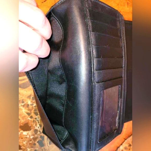 Coach black long wallet with checkbook cover - Picture 14 of 15